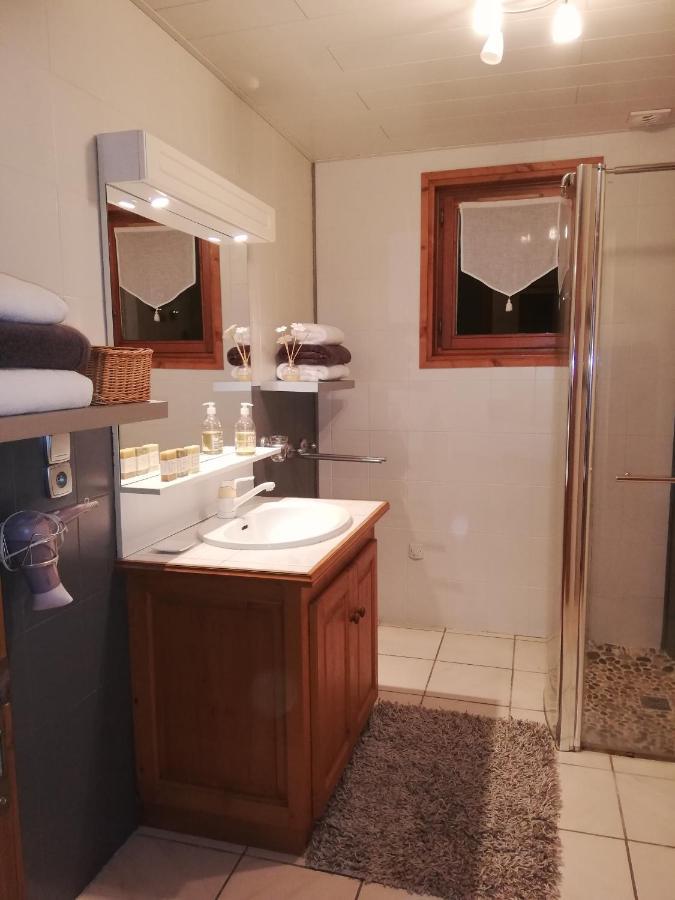 Chambres En Chalet Petit Dejeuner Inclus La Cote d'Arbroz Ngoại thất bức ảnh